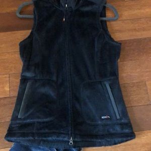 KERRIT’S NWOT black small vest